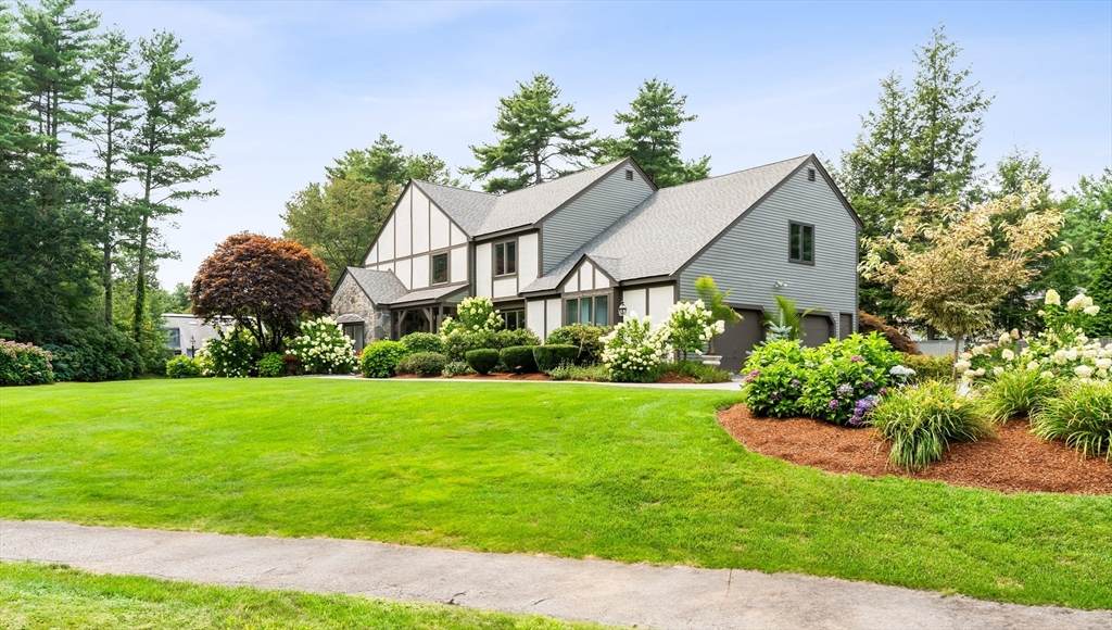 7 Saddle Ridge Road - Photo 1