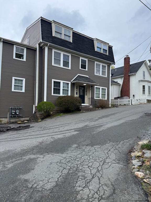 9 Hillside Avenue - Photo 1