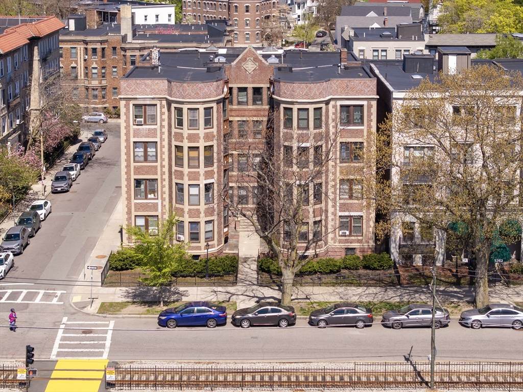 1269 Commonwealth Ave - Photo 1