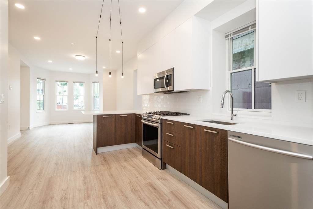 1474 Tremont Street - Photo 1