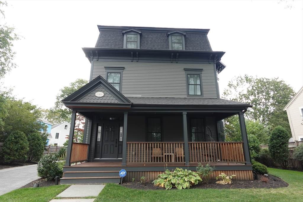 70 Walker - Photo 1