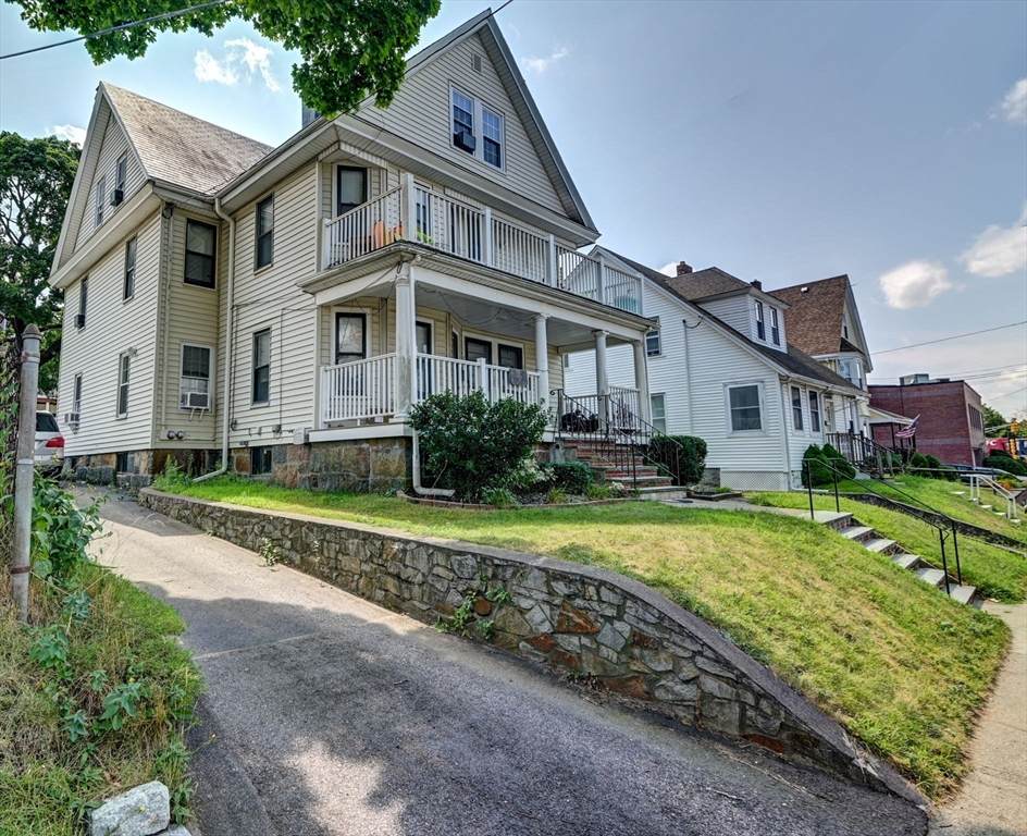 21 Wollaston Ave - Photo 1