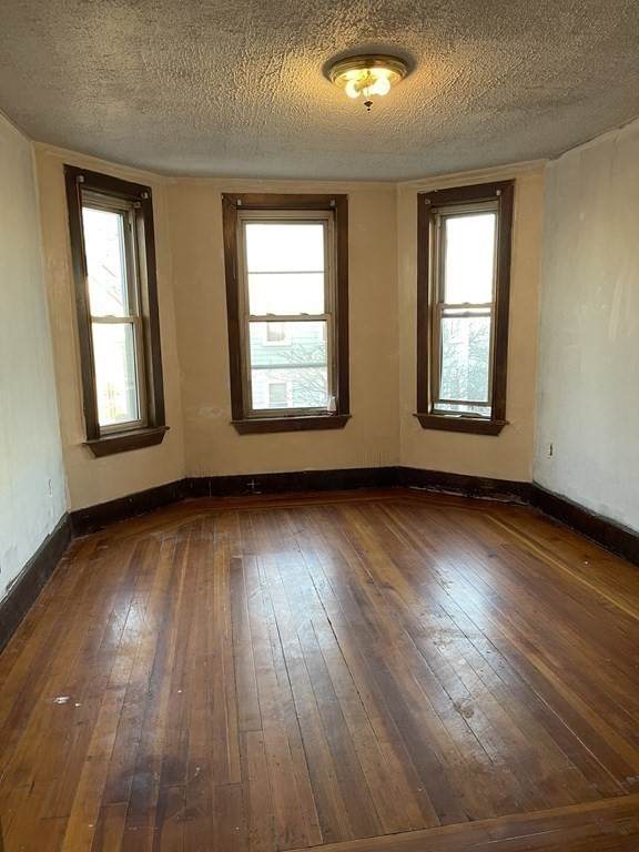 83 Central Ave - Photo 1
