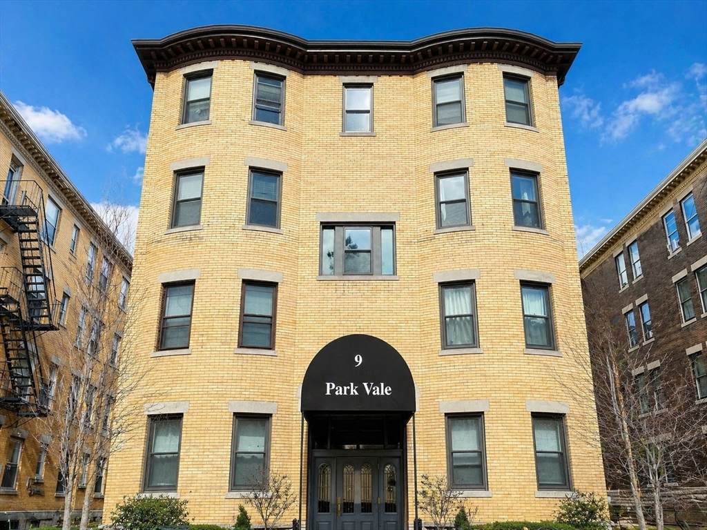 9 Park Vale - Photo 1