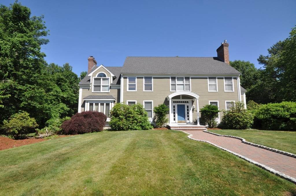 9 Breezy Point Rd - Photo 1