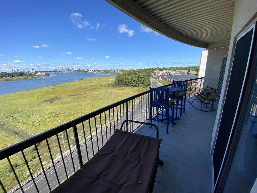 133 Commander Shea Blvd - Photo 1