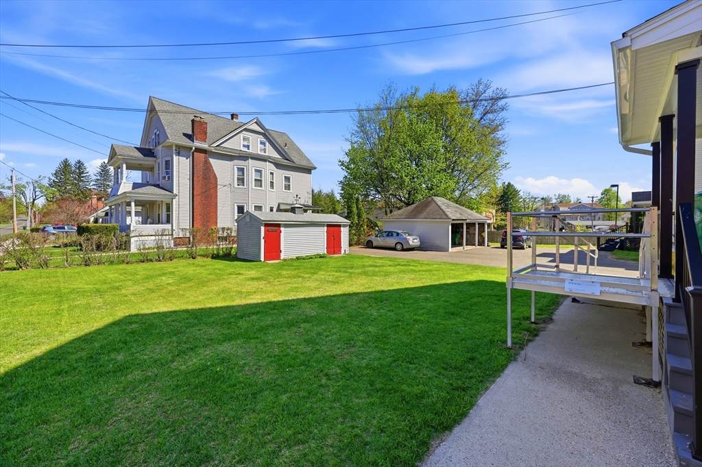 367 Broadway St - Photo 1