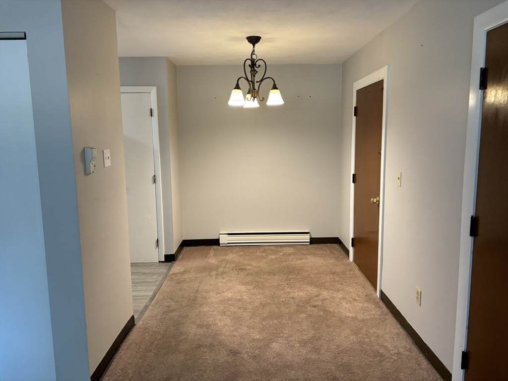 135 Winthrop St - Photo 1