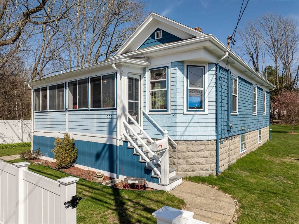 992 Lees River Ave - Photo 1