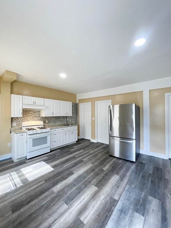 15 8th Ave - Photo 1