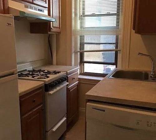 1576 Commonwealth - Photo 1