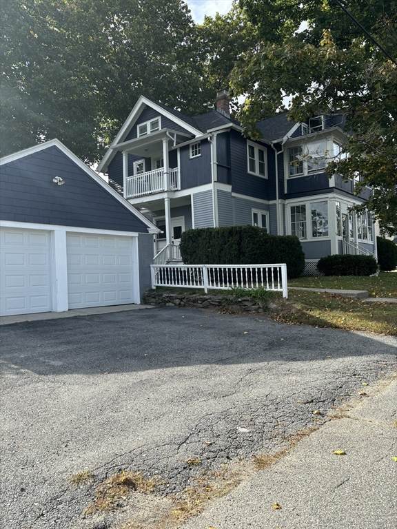 2 Calumet Ave - Photo 1