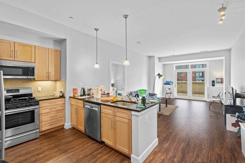 1501 Commonwealth Ave - Photo 1