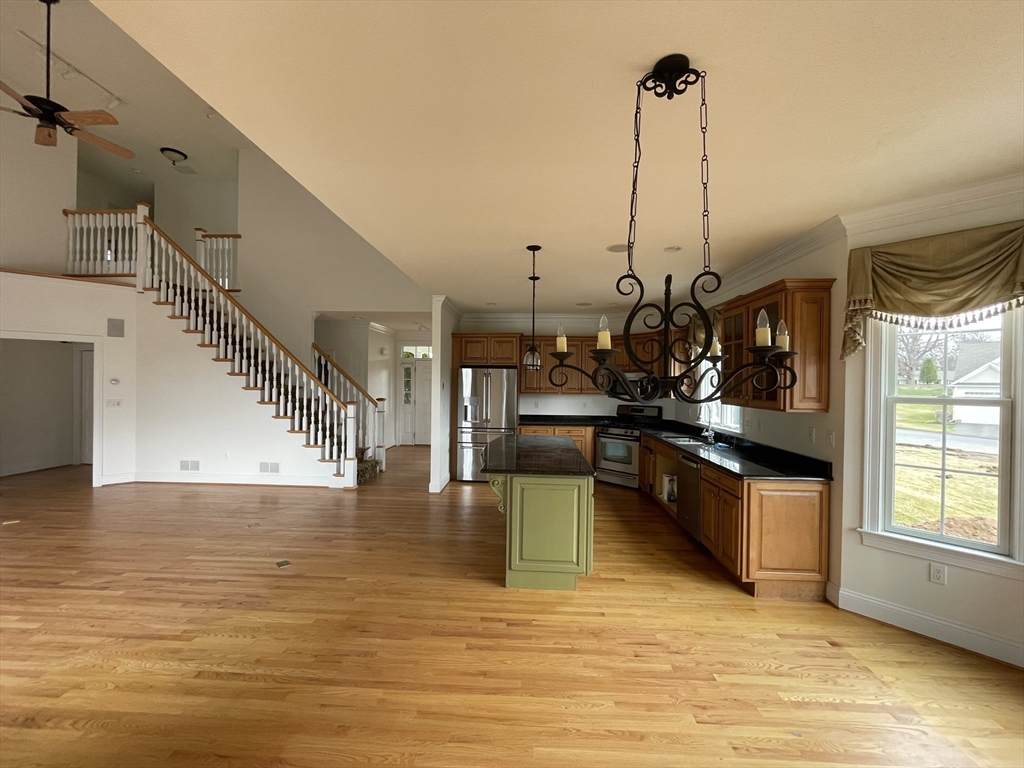 4 Broadleaf Circle - Photo 1