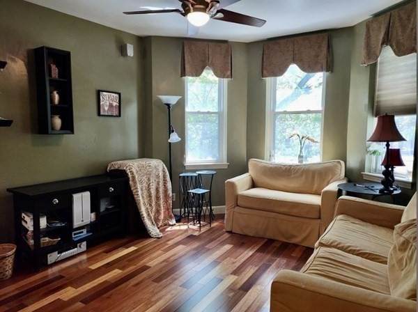 1415 Commonwealth Ave - Photo 1