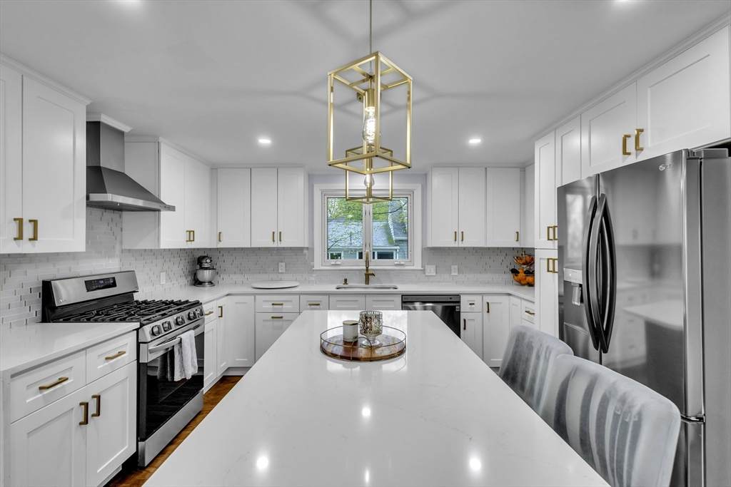 7 Corey Rd - Photo 1