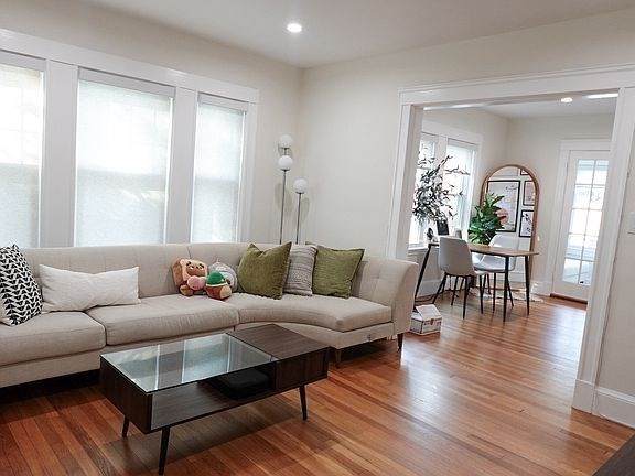 177 Bigelow St - Photo 1