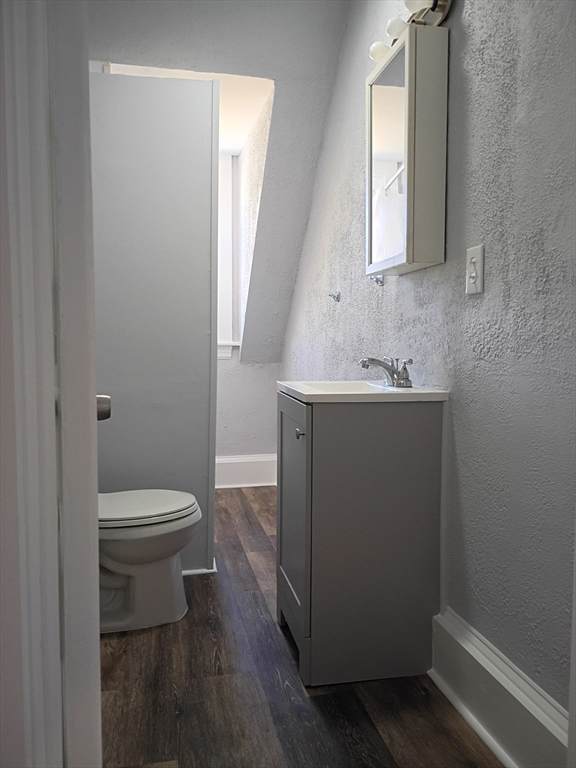 104 Park St - Photo 1