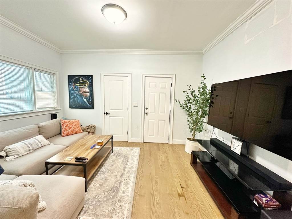89 Princeton St - Photo 1