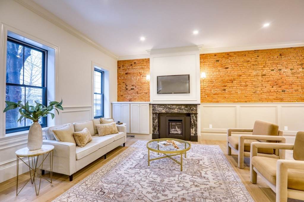 16 Chestnut Street - Photo 1
