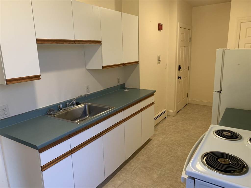 356 E Merrimack - Photo 1