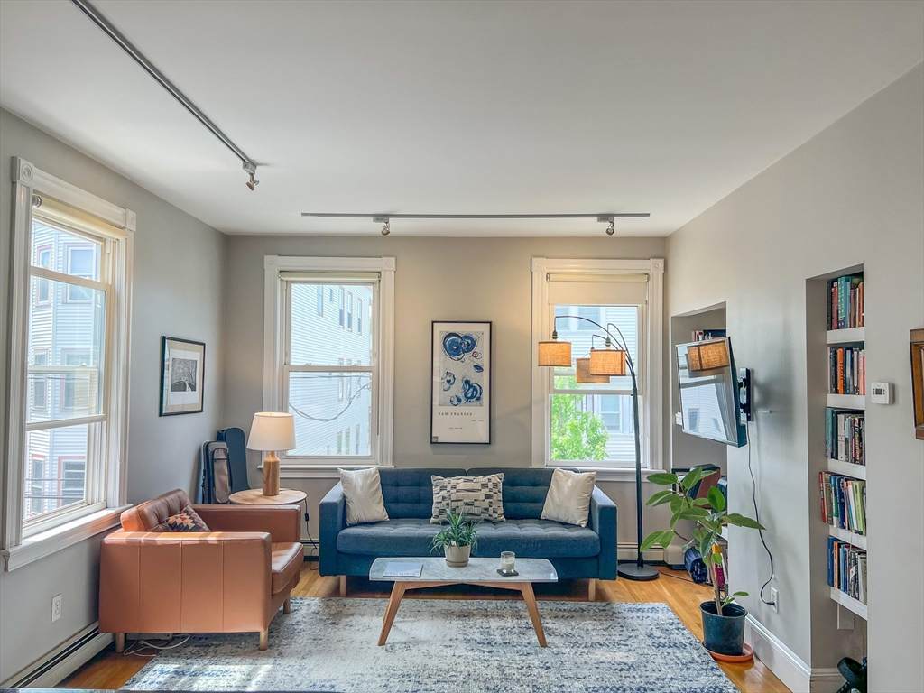 390 Norfolk St - Photo 1