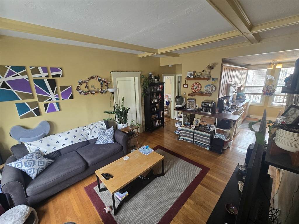 1714 Commonwealth Ave - Photo 1