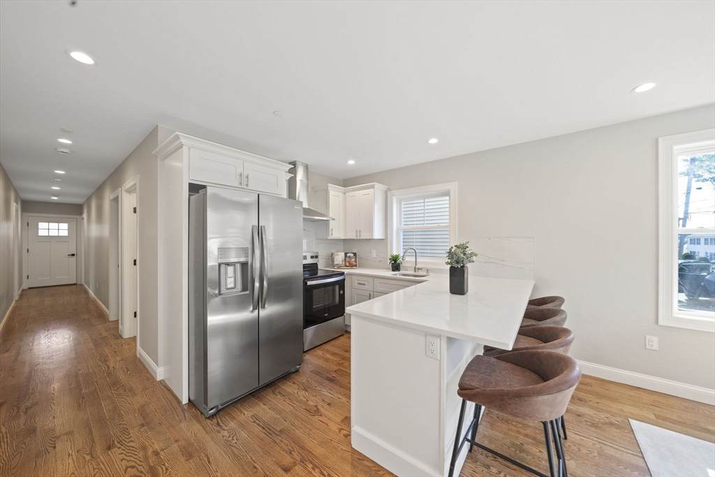 52 Bellevue St - Photo 1