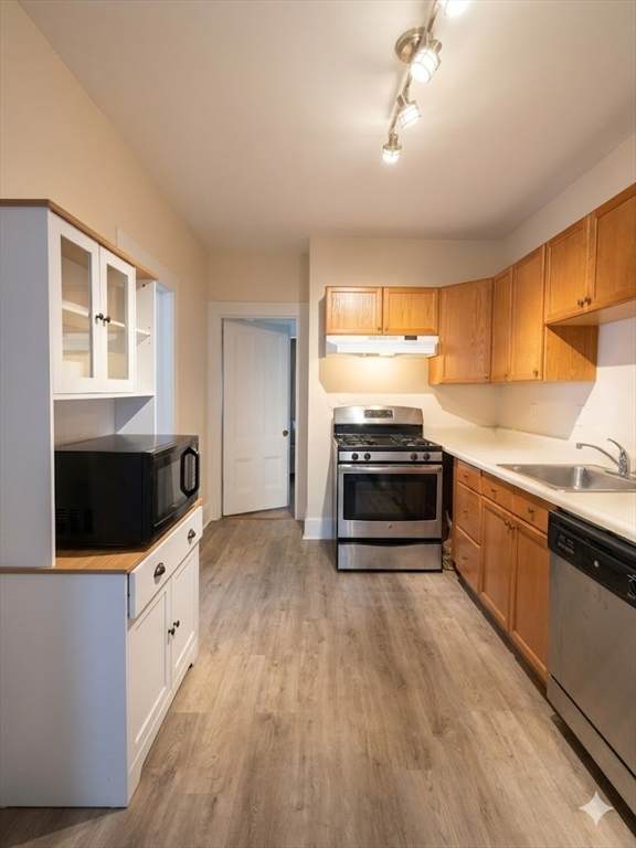 74 Gore St - Photo 1