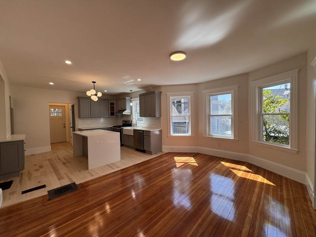 294 Park St - Photo 1