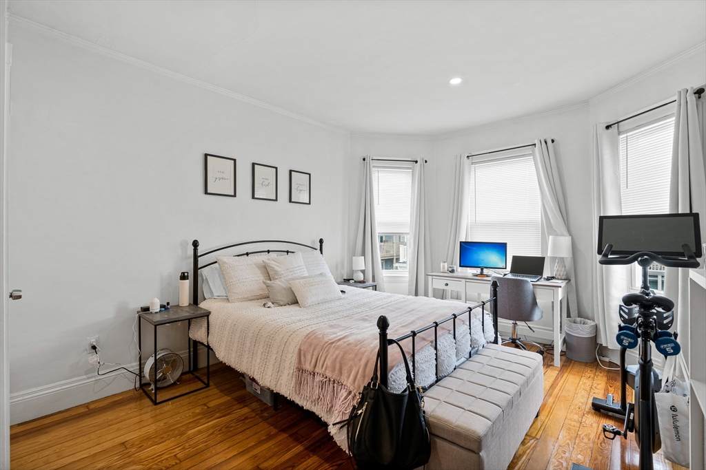 7 Hallam Street - Photo 1