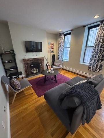 133 Saint Botolph St - Photo 1