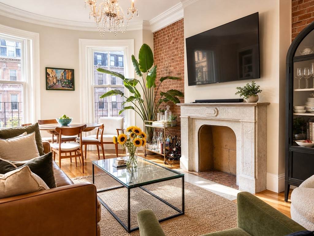 524 Columbus Ave - Photo 1