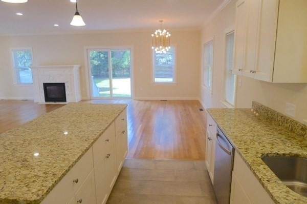 299 Cabot Street - Photo 1