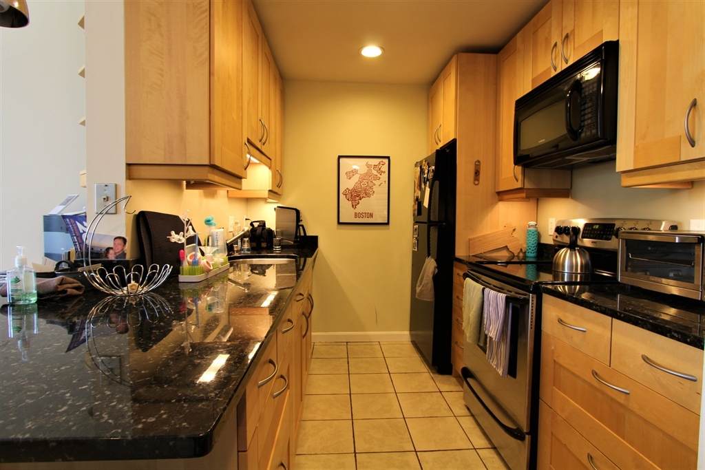 350 West 4th St - Photo 1