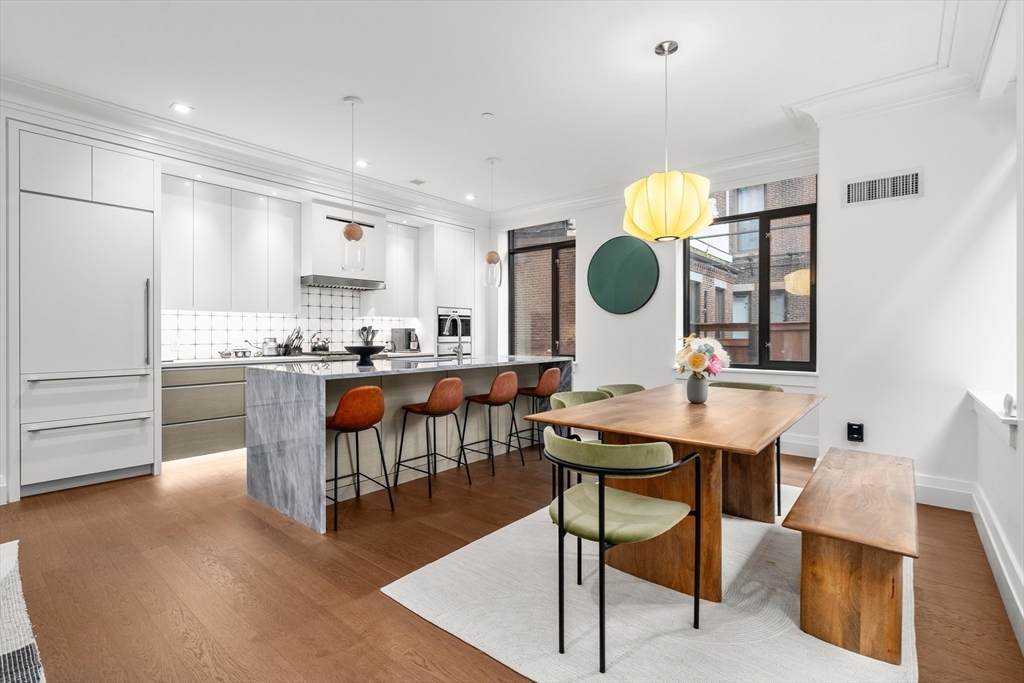 45 Temple St - Photo 1