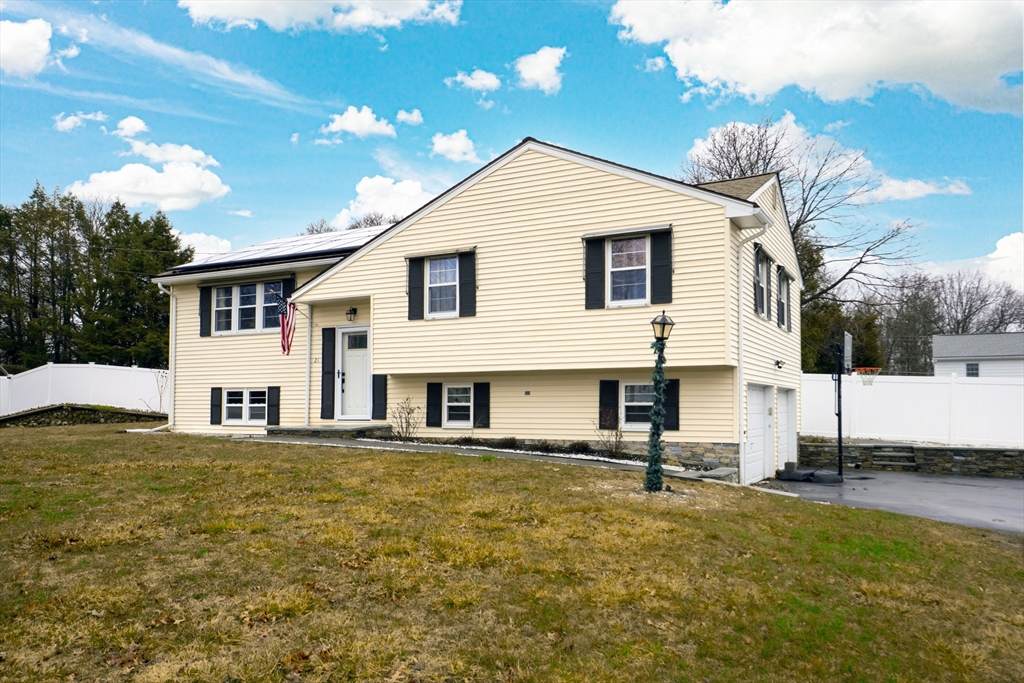 21 Taft St - Photo 1