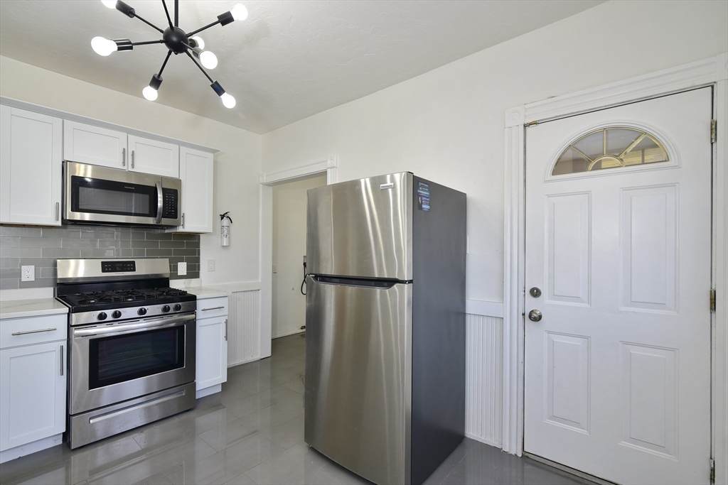 24 Rector Rd - Photo 1