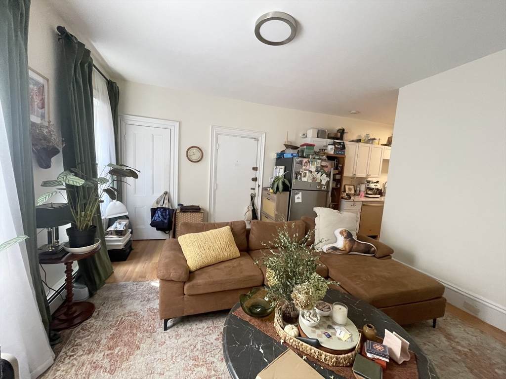 13 S. Russell St. - Photo 1