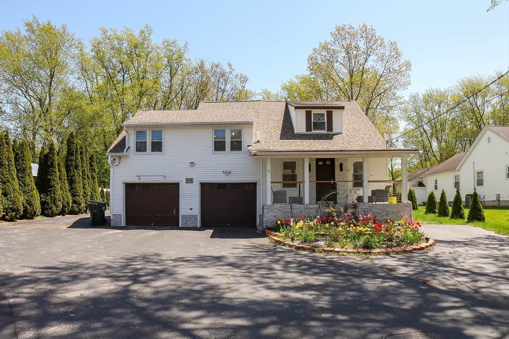 11 Hampton St - Photo 1