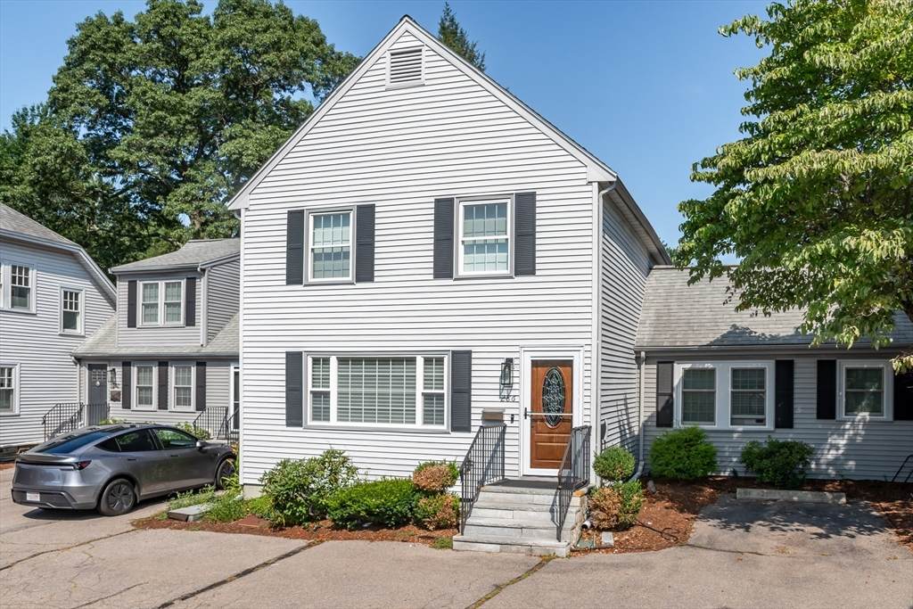 286 Linden Street - Photo 1