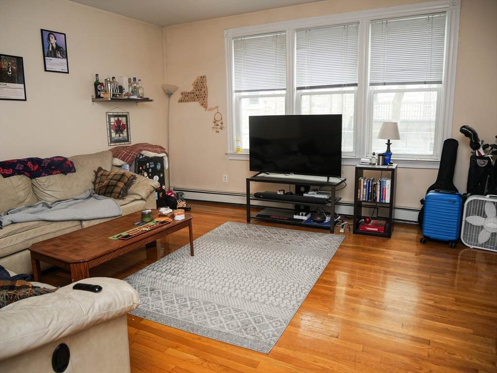 237 W Third - Photo 1