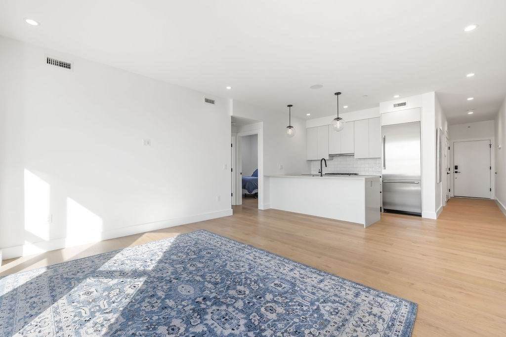 472 W Broadway - Photo 1