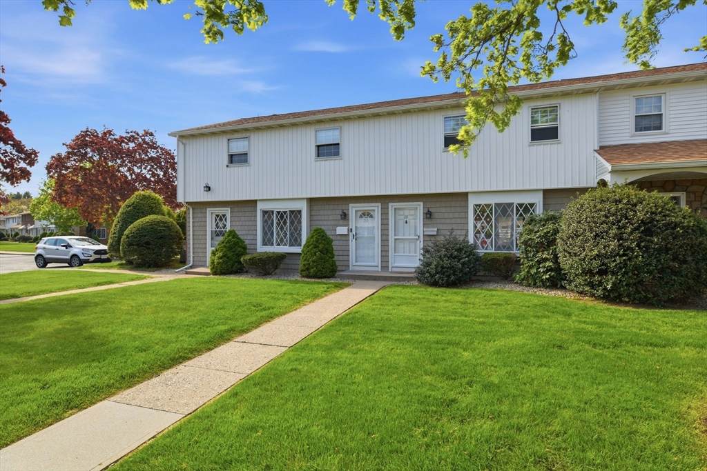 212 Blisswood Village Dr - Photo 1
