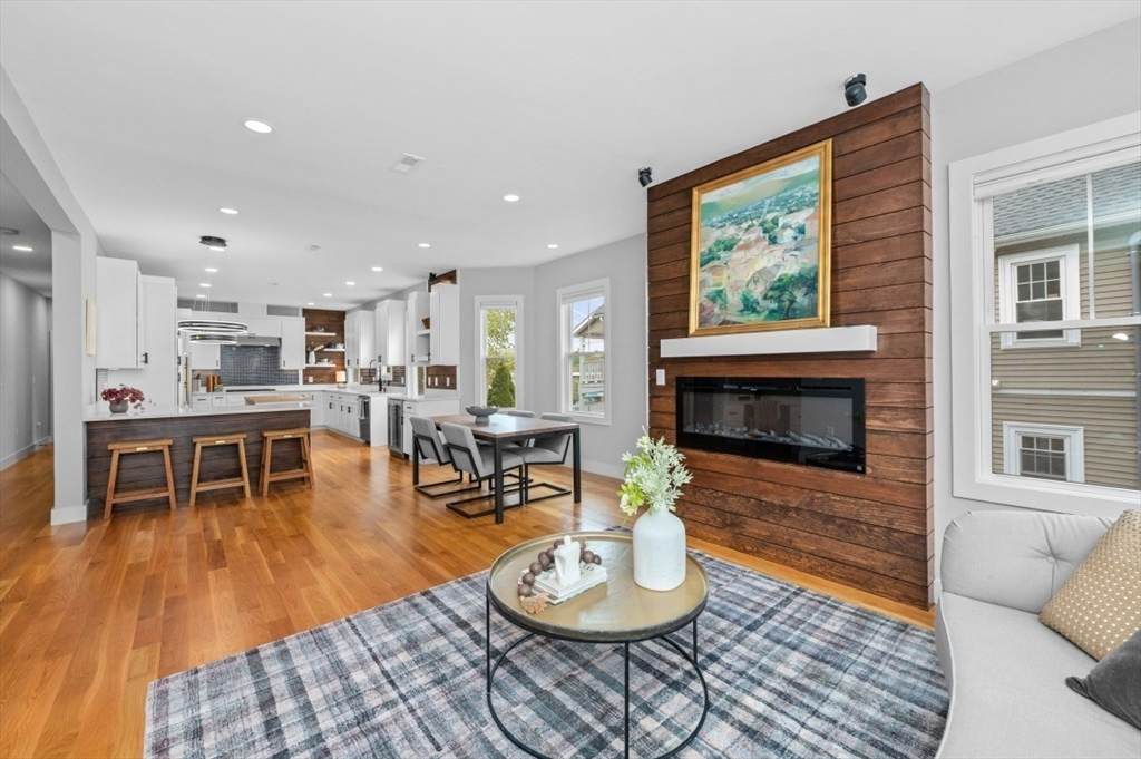 61 Paul Revere Rd - Photo 1