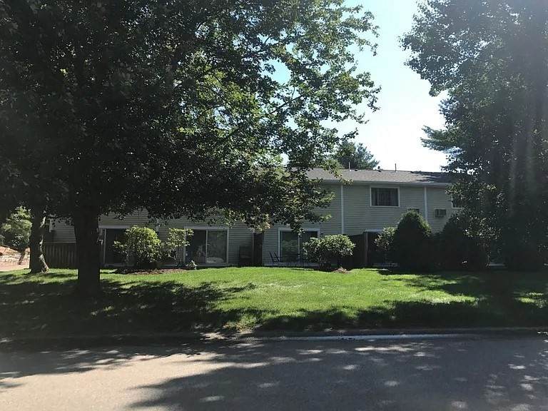 14 Nancy Rd - Photo 1