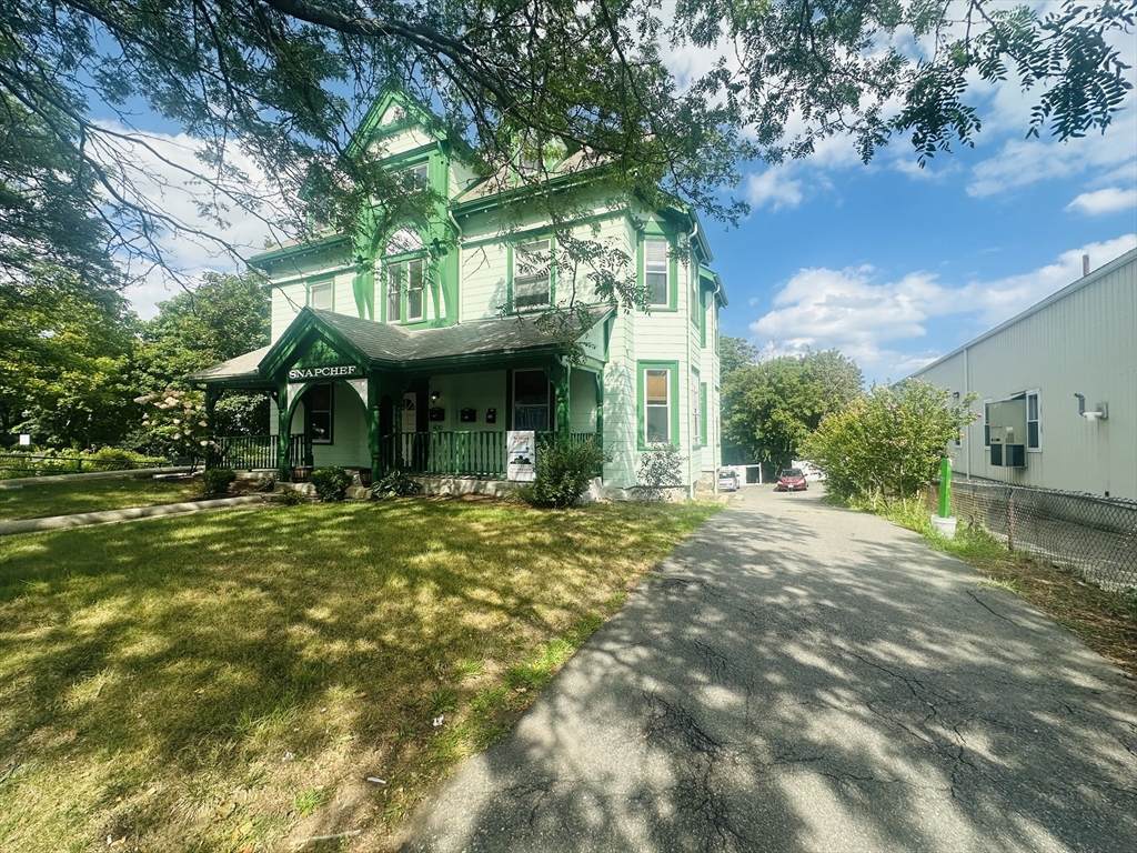 420 Washington St - Photo 1