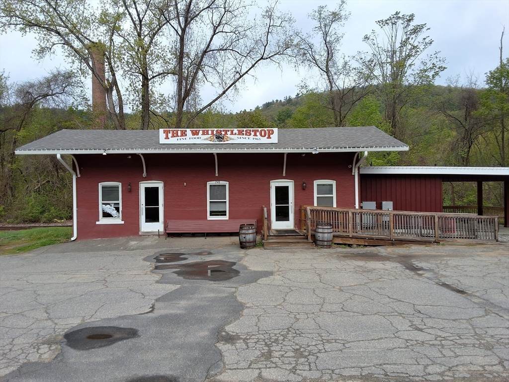 248 Main St - Photo 1