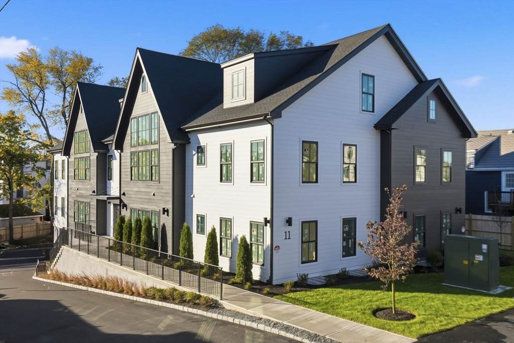 11 Boynton St. - Photo 1