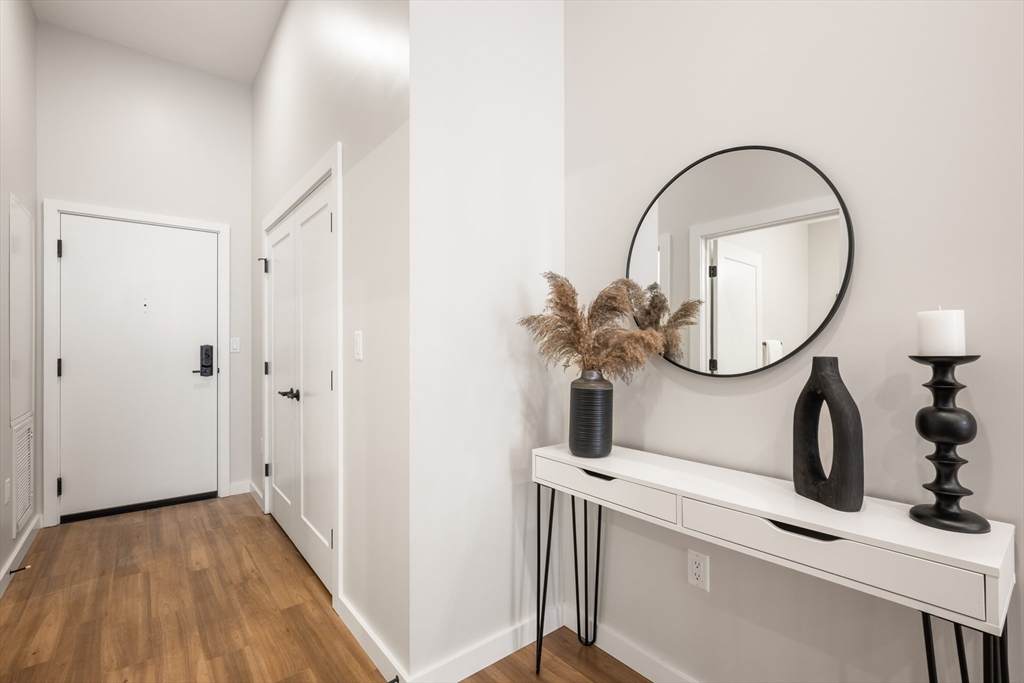 https://bt-photos.global.ssl.fastly.net/mlspin/orig_boomver_1_73516991_2.jpg